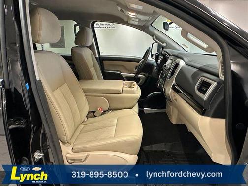 2017 Nissan Titan XD SV