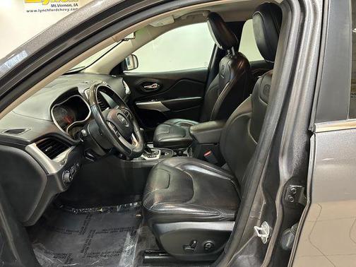 2018 Jeep Cherokee Overland