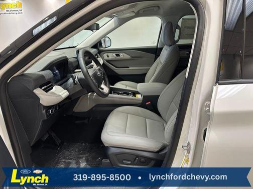 White Metallic 2026 Ford Explorer Active