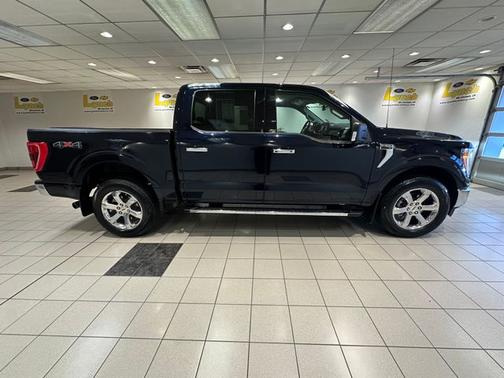 Blue Metallic 2021 Ford F-150 XLT