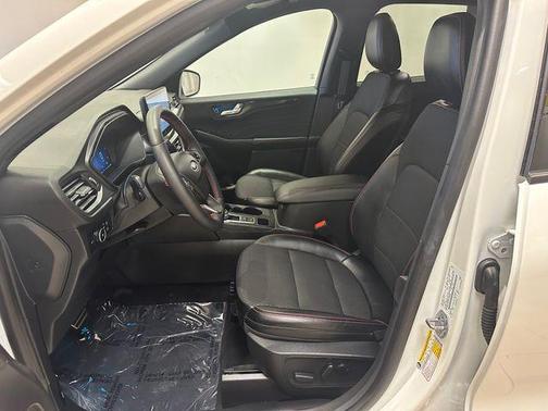 2023 Ford Escape ST-Line Elite