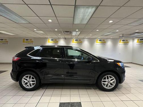 Agate Black Metallic 2024 Ford Edge SEL