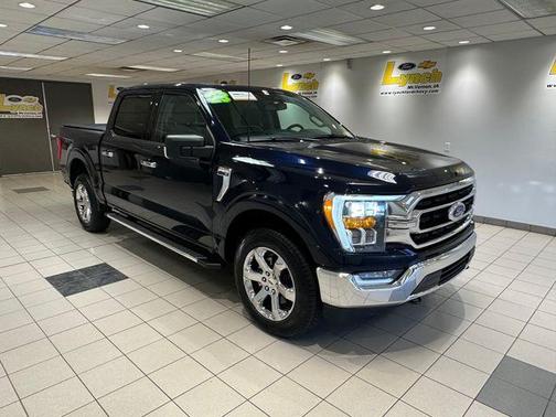Antimatter Blue Metallic 2023 Ford F-150 XLT