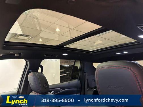 Radiant Red 2024 Chevrolet Traverse RS