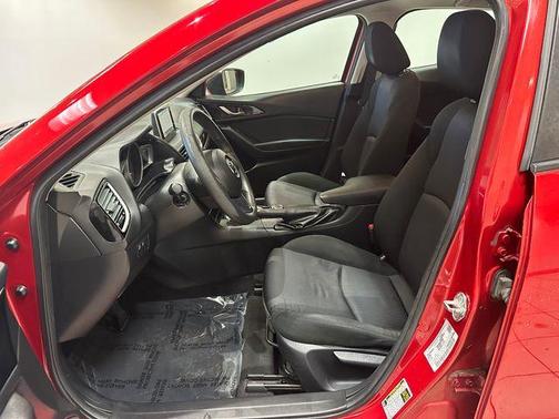 2015 Mazda Mazda3 i Sport