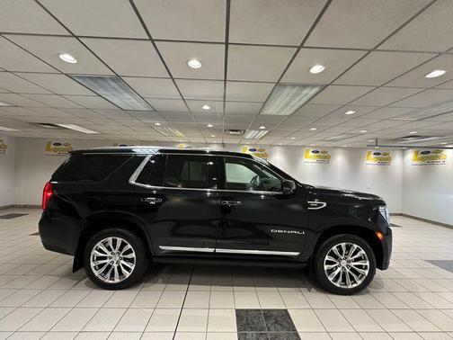 Onyx Black 2022 GMC Yukon Denali