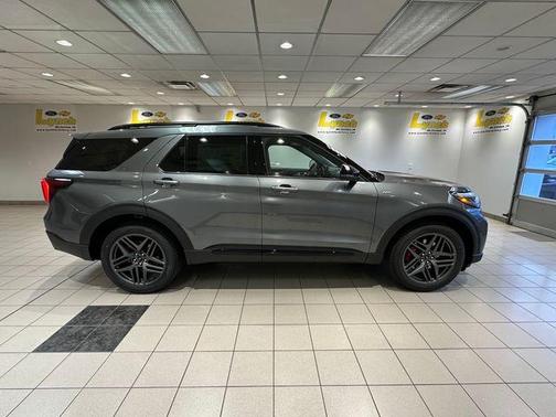 Gray 2026 Ford Explorer ST-Line