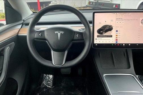 2024 Tesla Model Y Long Range Dual Motor All-Wheel Drive