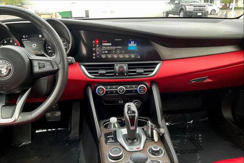 2021 Alfa Romeo Giulia Ti