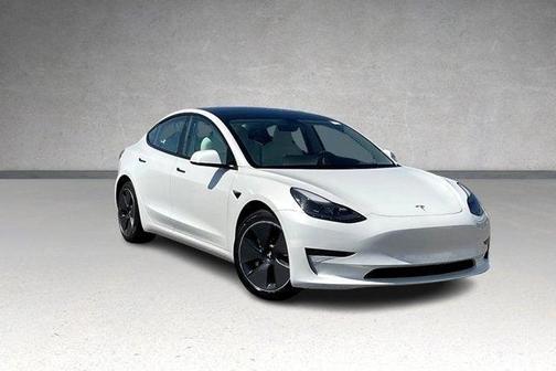 2022 Tesla Model 3 Standard Range