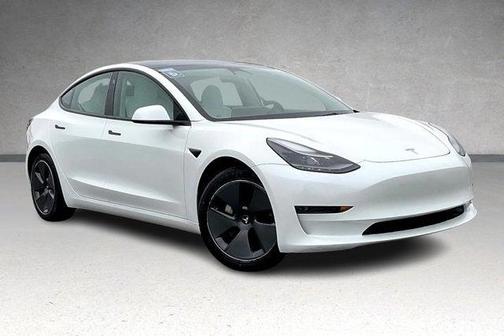 2022 Tesla Model 3 Standard Range