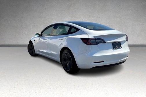 2022 Tesla Model 3 Standard Range