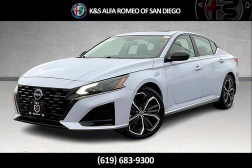 2023 Nissan Altima SR FWD