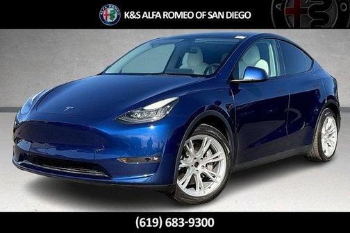 2022 Tesla Model Y Long Range Dual Motor All-Wheel Drive