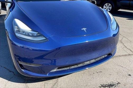 2022 Tesla Model Y Long Range Dual Motor All-Wheel Drive