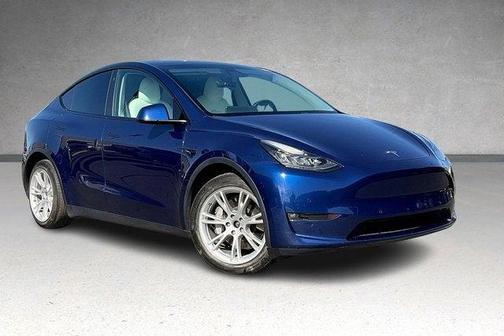 2022 Tesla Model Y Long Range Dual Motor All-Wheel Drive