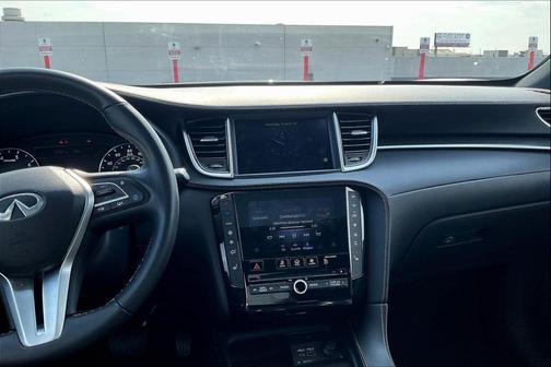 2024 INFINITI QX55 LUXE