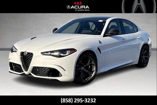 2024 Alfa Romeo Giulia Quadrifoglio