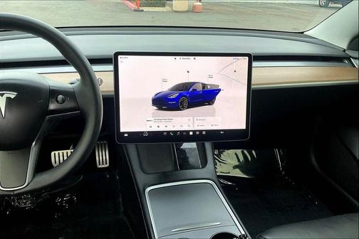 2023 Tesla Model 3 Performance