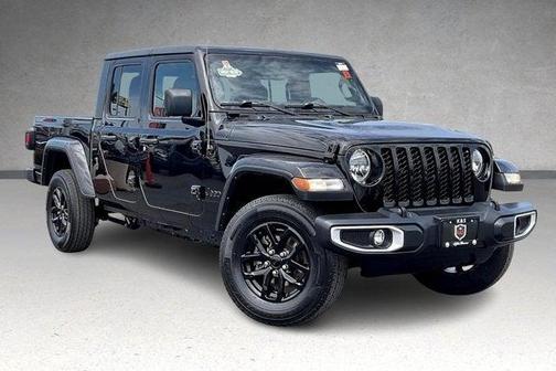 2023 Jeep Gladiator Sport S