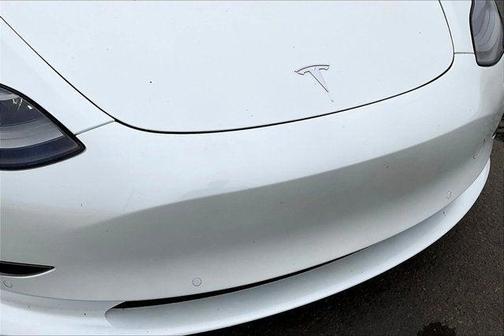 2022 Tesla Model 3 Standard Range