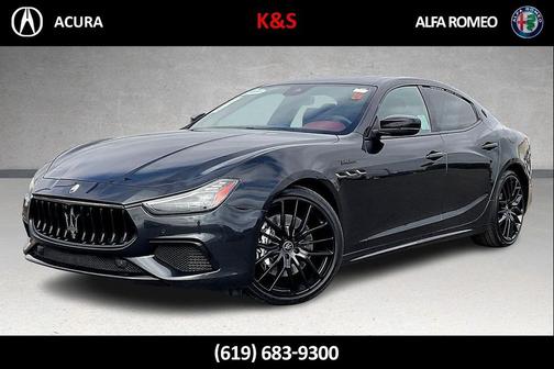 2022 Maserati Ghibli Modena Q4