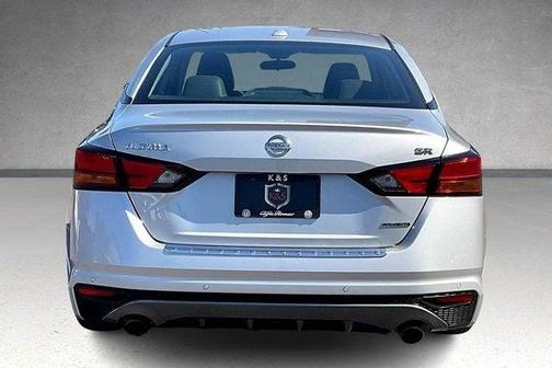 2022 Nissan Altima SR VC-Turbo FWD