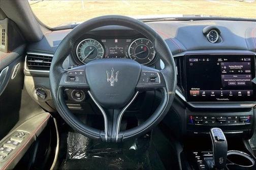 2022 Maserati Ghibli Modena
