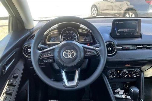 2019 Toyota Yaris Sedan LE