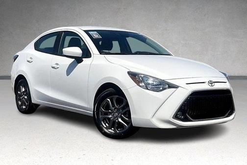 2019 Toyota Yaris Sedan LE