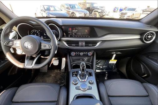 2025 Alfa Romeo Stelvio Sprint AWD