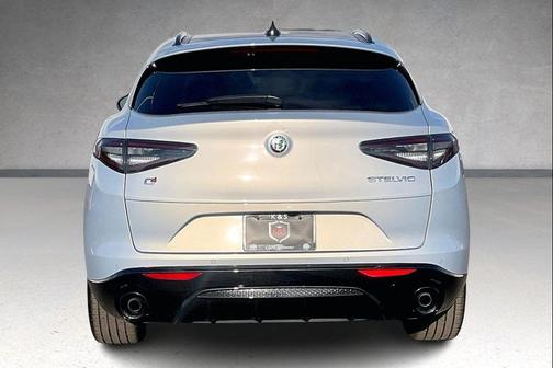 2025 Alfa Romeo Stelvio Sprint AWD