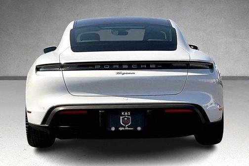 2022 Porsche Taycan Base