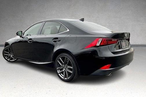 2015 Lexus IS 250 Crafted Line