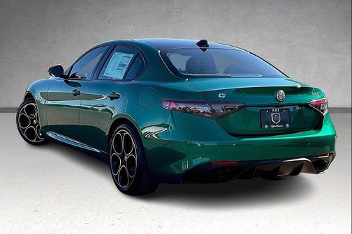 2025 Alfa Romeo Giulia Intensa RWD