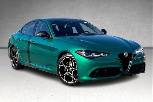 2025 Alfa Romeo Giulia Intensa RWD
