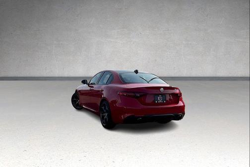 2017 Alfa Romeo Giulia Ti
