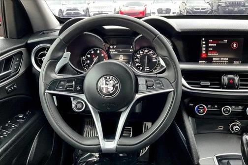 2019 Alfa Romeo Stelvio Sport