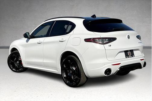 2025 Alfa Romeo Stelvio Ti