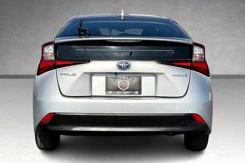 2022 Toyota Prius LE
