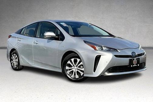 2022 Toyota Prius LE