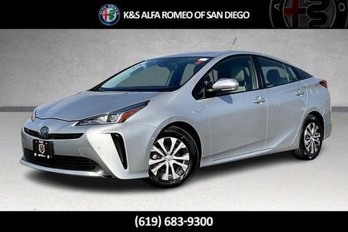 2022 Toyota Prius LE