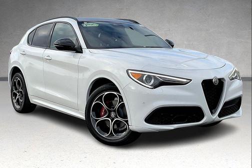 2022 Alfa Romeo Stelvio Ti