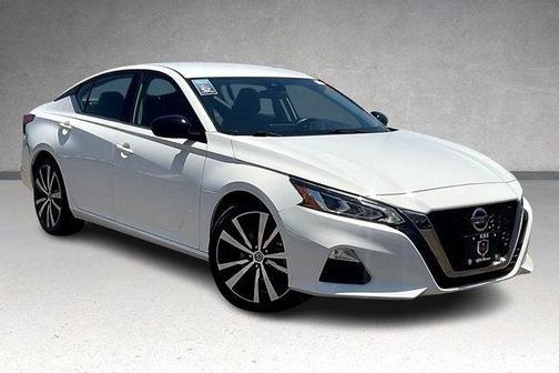 2021 Nissan Altima SR FWD