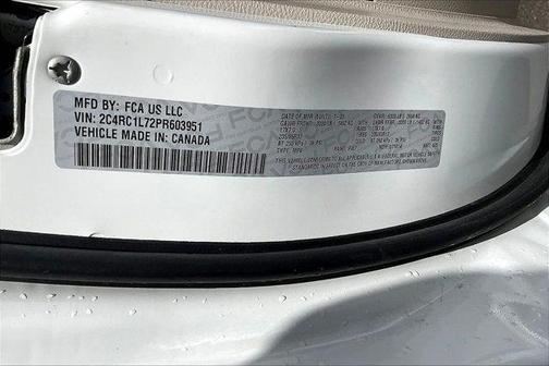 2023 Chrysler Pacifica Hybrid Touring L