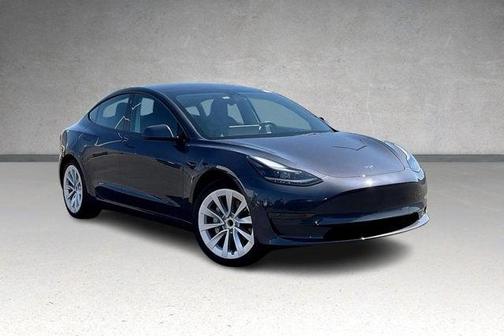 2022 Tesla Model 3 Standard Range