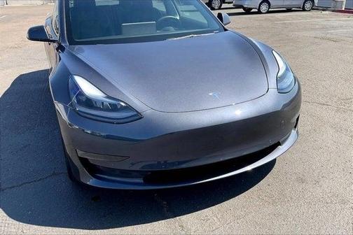 2022 Tesla Model 3 Standard Range