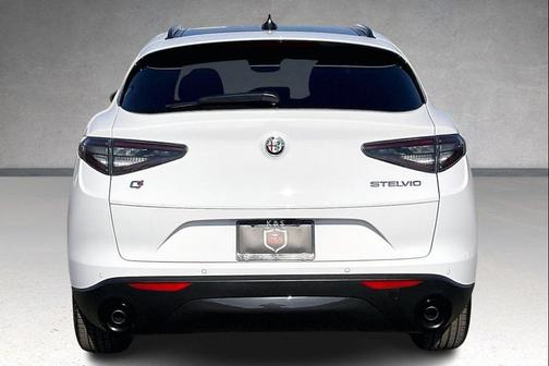 2025 Alfa Romeo Stelvio Sprint AWD