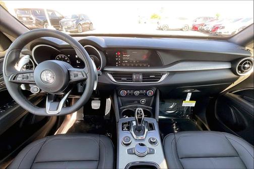 2025 Alfa Romeo Stelvio Sprint AWD