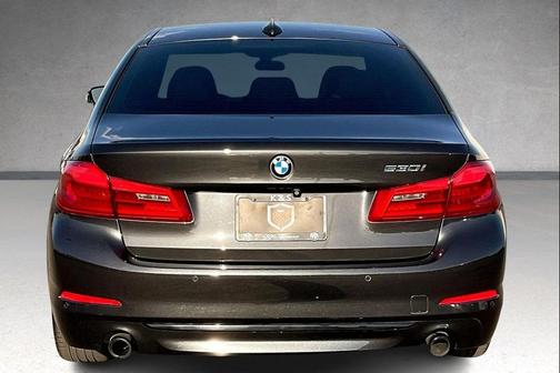 2017 BMW 530 530i